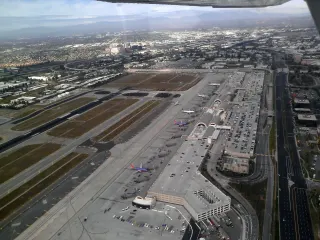 Clay Lacy Aviation Orange County, John Wayne Orange County International Airport (KSNA)