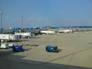 Signature St. Louis, St. Louis Lambert International Airport (KSTL)
