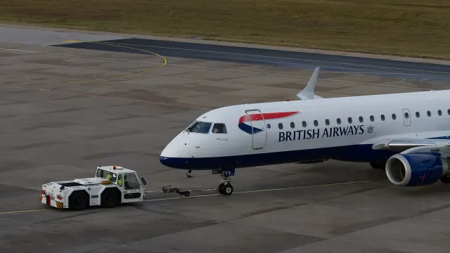 Airport and Ground Handling Insurance: Comprehensive Guide