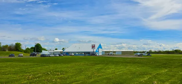Ann Arbor Aviation Center, Inc.: photo 1