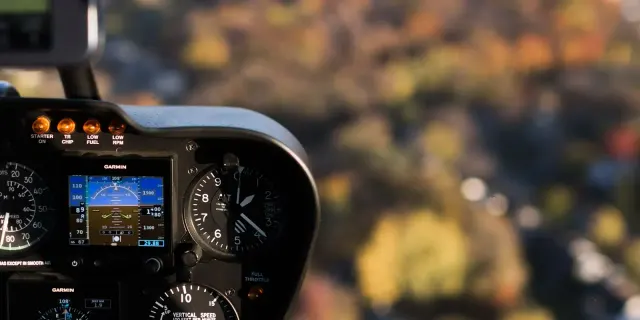 AV8 Flight School: photo 3