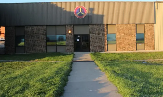 Avel Flight School: photo 2