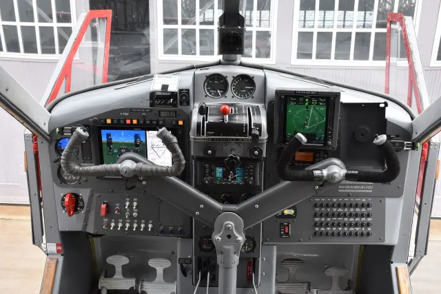 Canada West Avionics Ltd.: photo 5
