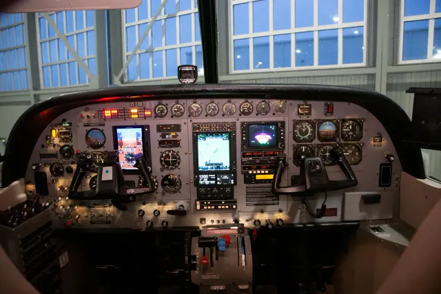Canada West Avionics Ltd.: photo 6