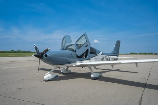 Cardinal Wings Aviation: photo 5