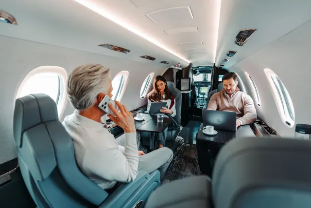 Cessna (Textron Aviation): photo 2