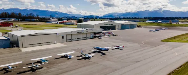 Corporate Air Center: photo 2