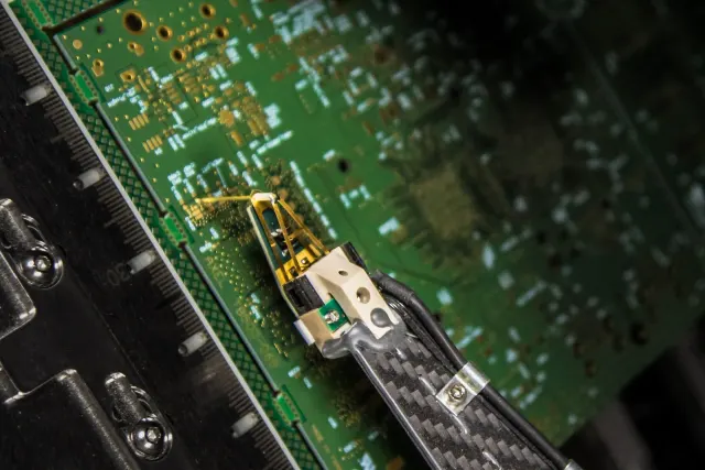 Elvia Electronics