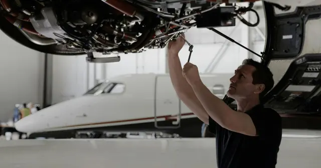 Flexjet Technical Services (formerly Flying Colours Corp): photo 2