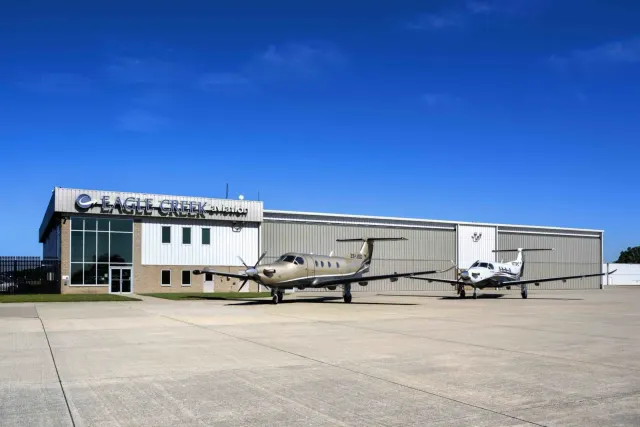 Jet Access: photo 5
