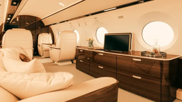 Jet Match: photo 1