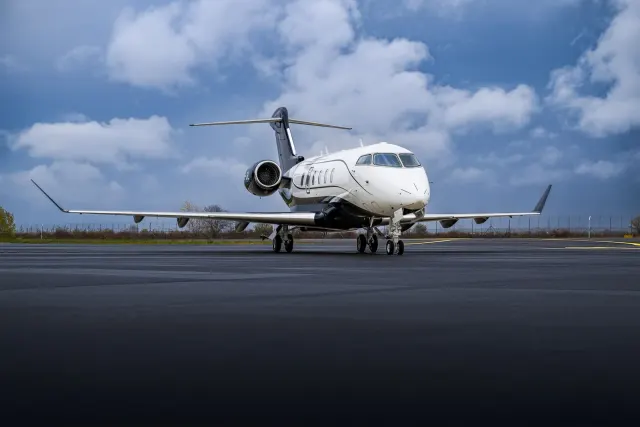 Jet Showroom: photo 2