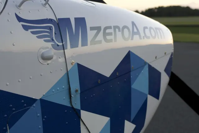 MzeroA.com