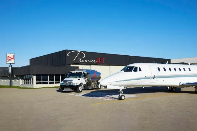Premier Jet Center: photo 1