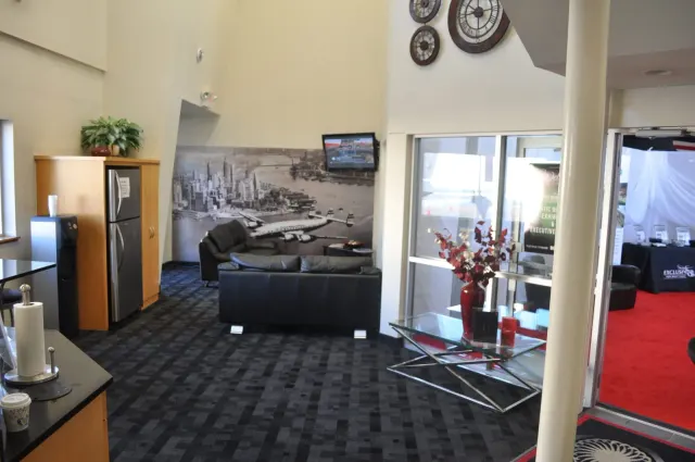Premier Jet Center: photo 4
