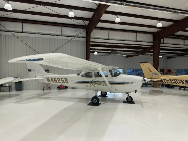 River Town Aircraft Services, LLC: photo 3