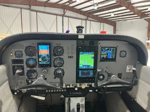 River Town Aircraft Services, LLC: photo 4