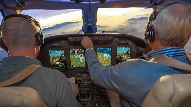 Universal Avionics: photo 1