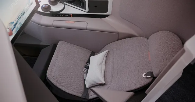 Unum Aircraft Seating: photo 1