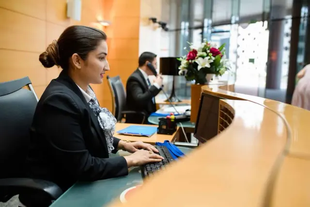 Photo: Farnek Services, from the company website