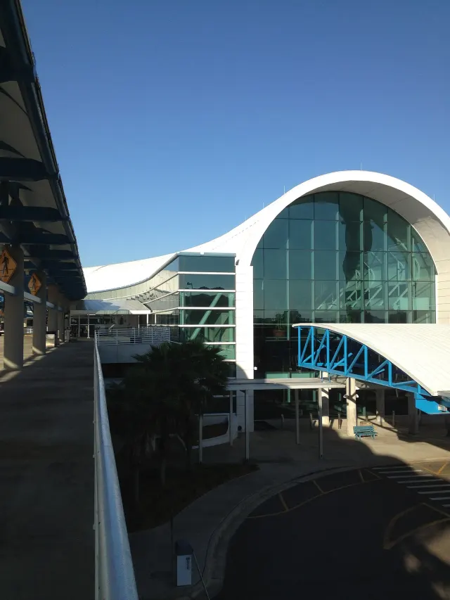 Signature Jacksonville, Jacksonville International Airport (KJAX)
