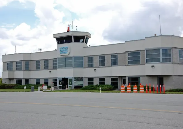 Concord-Padgett Regional Airport FBO (KJQF)