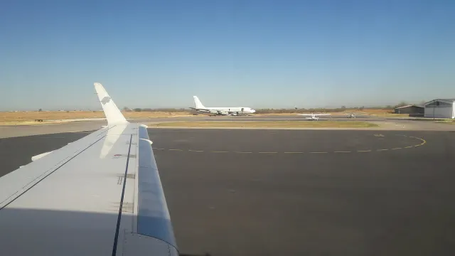 Signature Laredo, Laredo International Airport (KLRD)