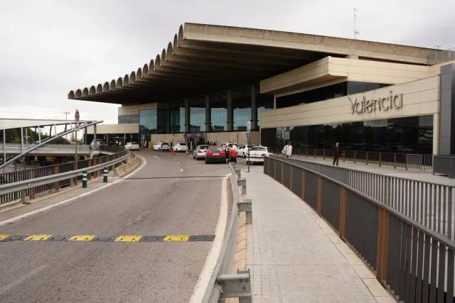 ExecuJet Valencia, Valencia Airport (LEVC)