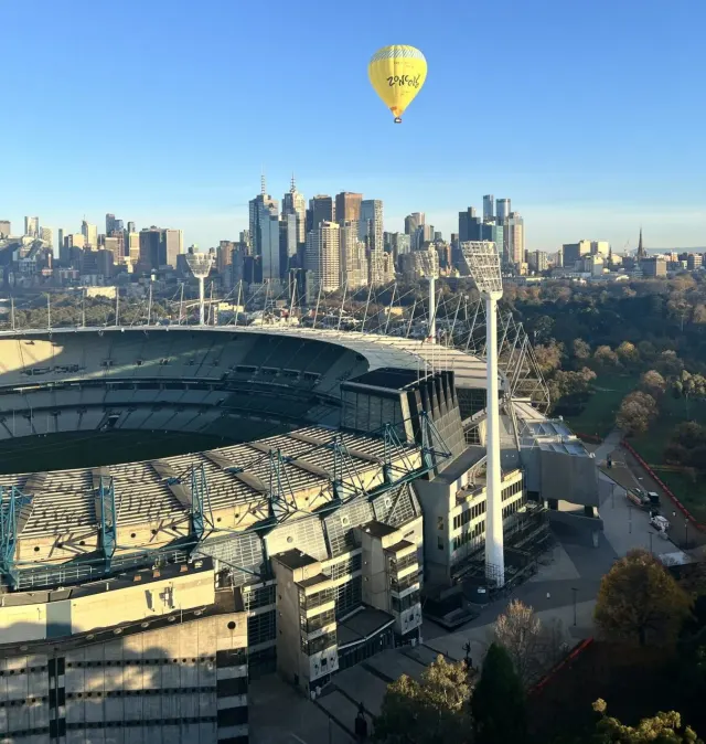 Photo: Global Ballooning Australia, from the company website