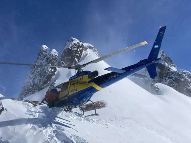 Helicopters AR