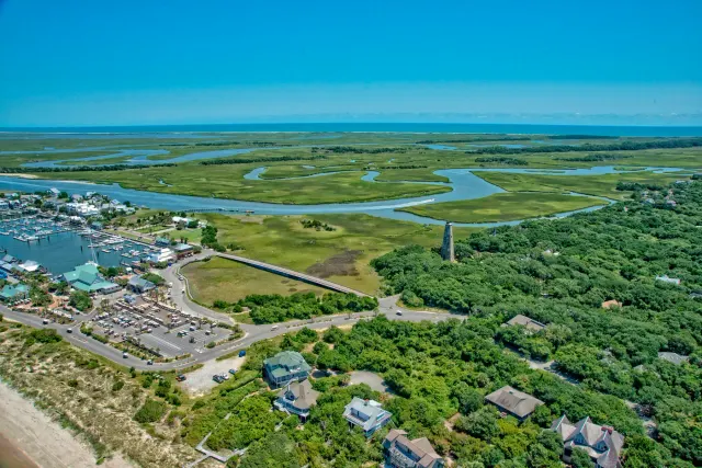 Photo: High Tide Helicopters, from the company website