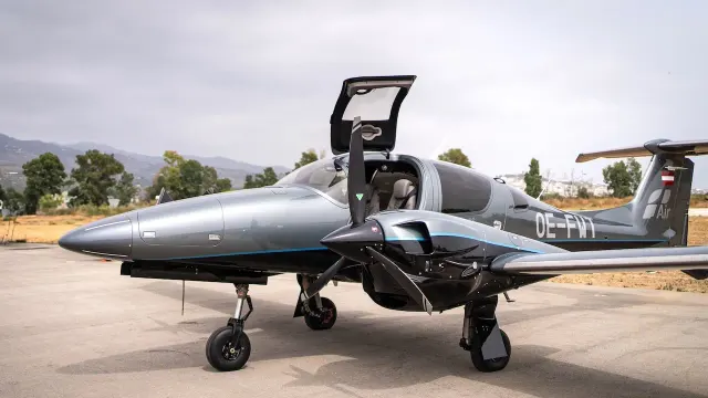Photo: One Air Flight Training, from the company website