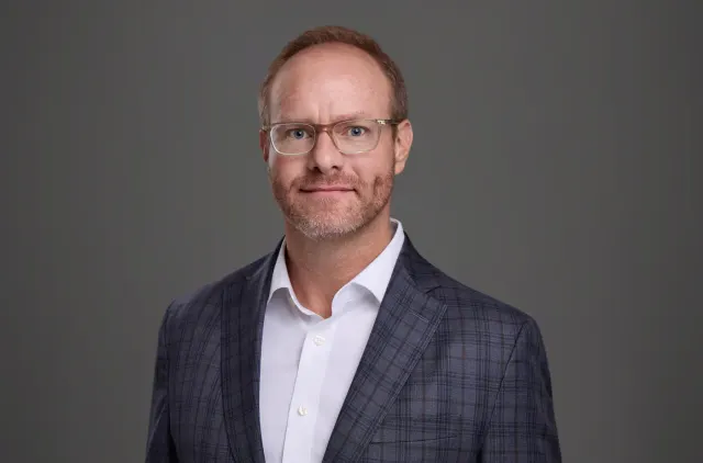 Photo: Thompson Burton, from the company website