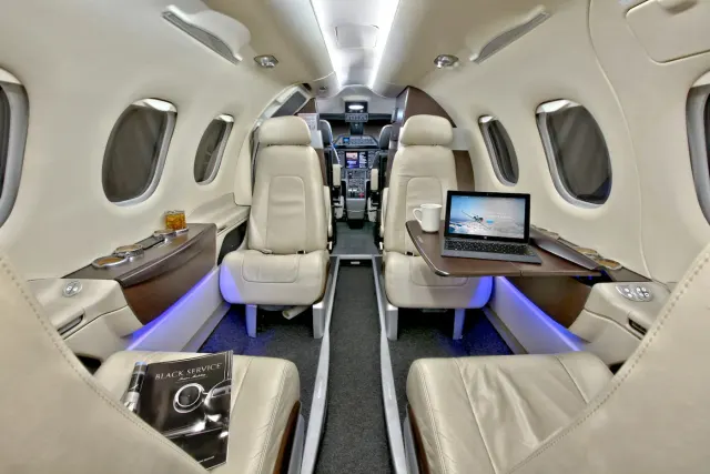 Valor Jets
