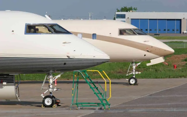 Air Charter Service photo 3