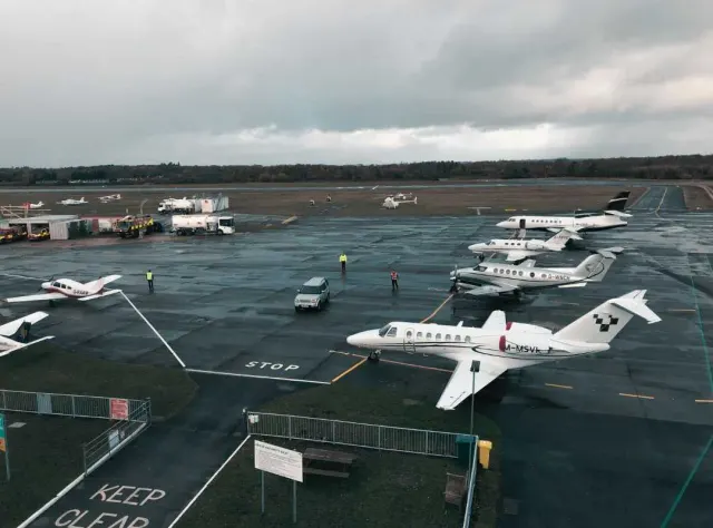 Blackbushe Airport: photo 6