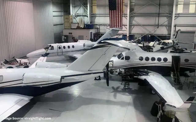 Straight Flight: photo 2
