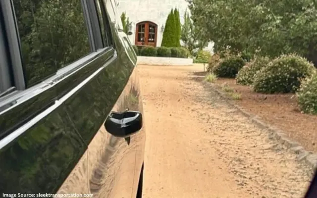 Sleek Transportation: photo 4