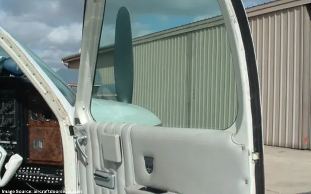 Aircraft Door Seals: photo 1