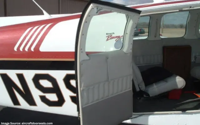 Aircraft Door Seals: photo 3