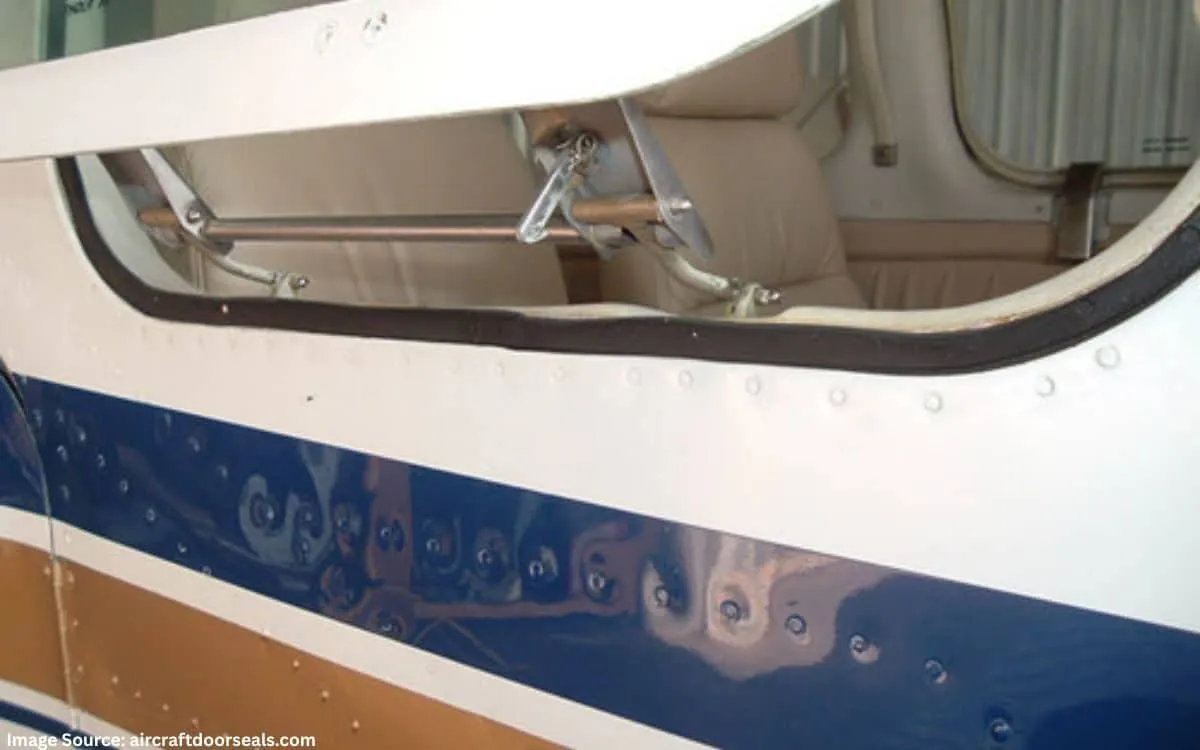 Aircraft Door Seals: photo 4
