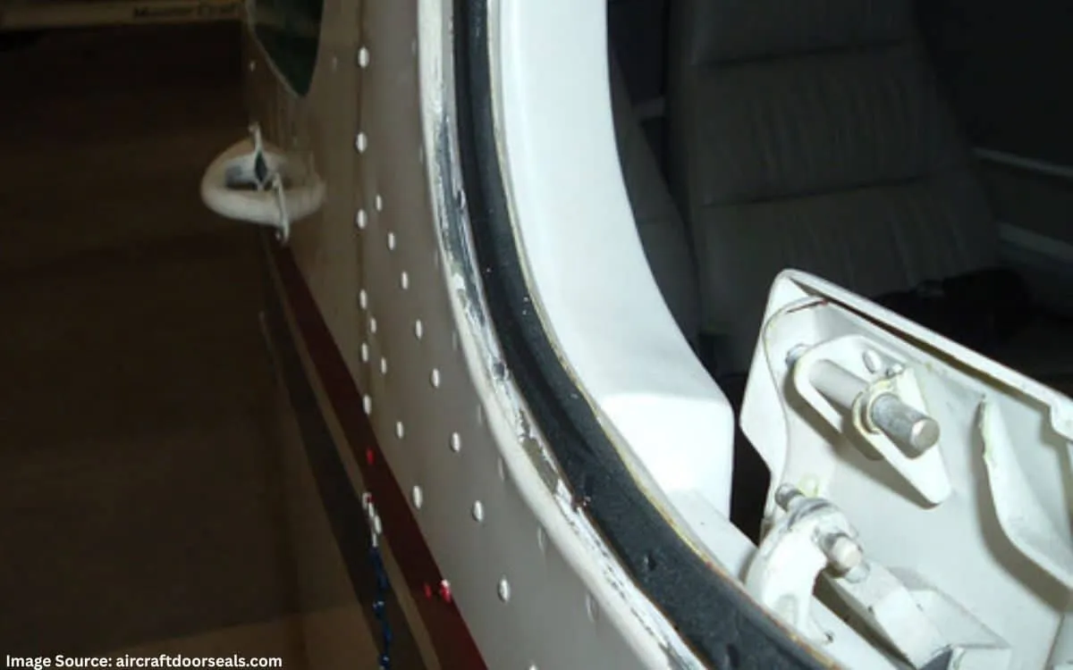 Aircraft Door Seals: photo 5