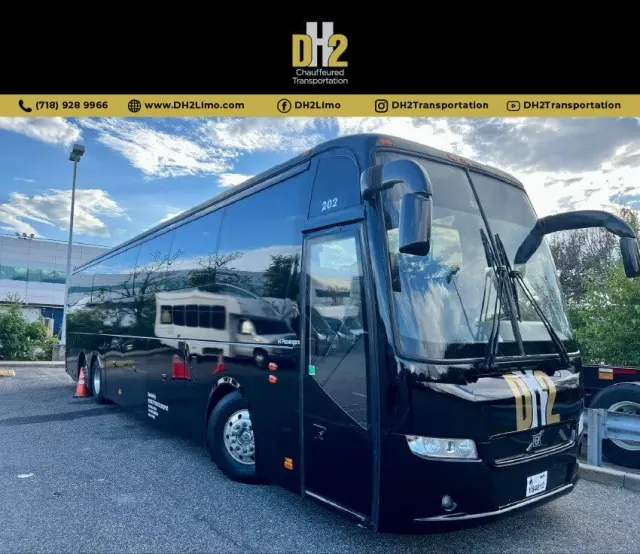 DH2 Chauffeured Transportation: photo 3