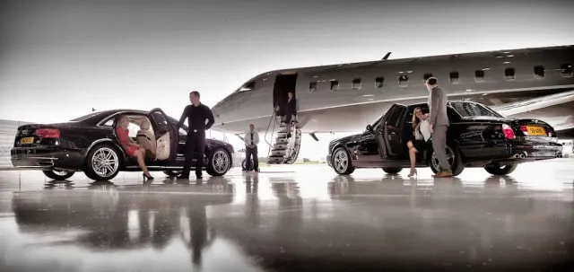 Daisy Limousine Service: photo 2