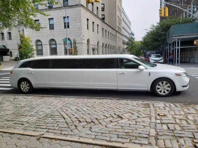 Transit Limousine LLC - NJ Limo Service: photo 4