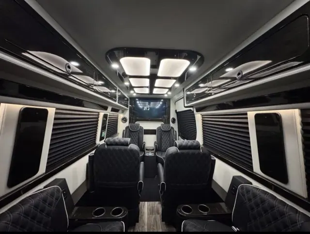 NJ EXECUTIVE LIMO photo 2