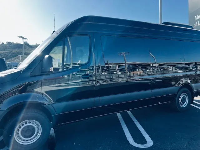 Evousine Limo Services: photo 4