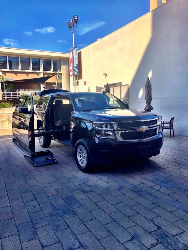Limousine Connection - Los Angeles Limo Service photo 4