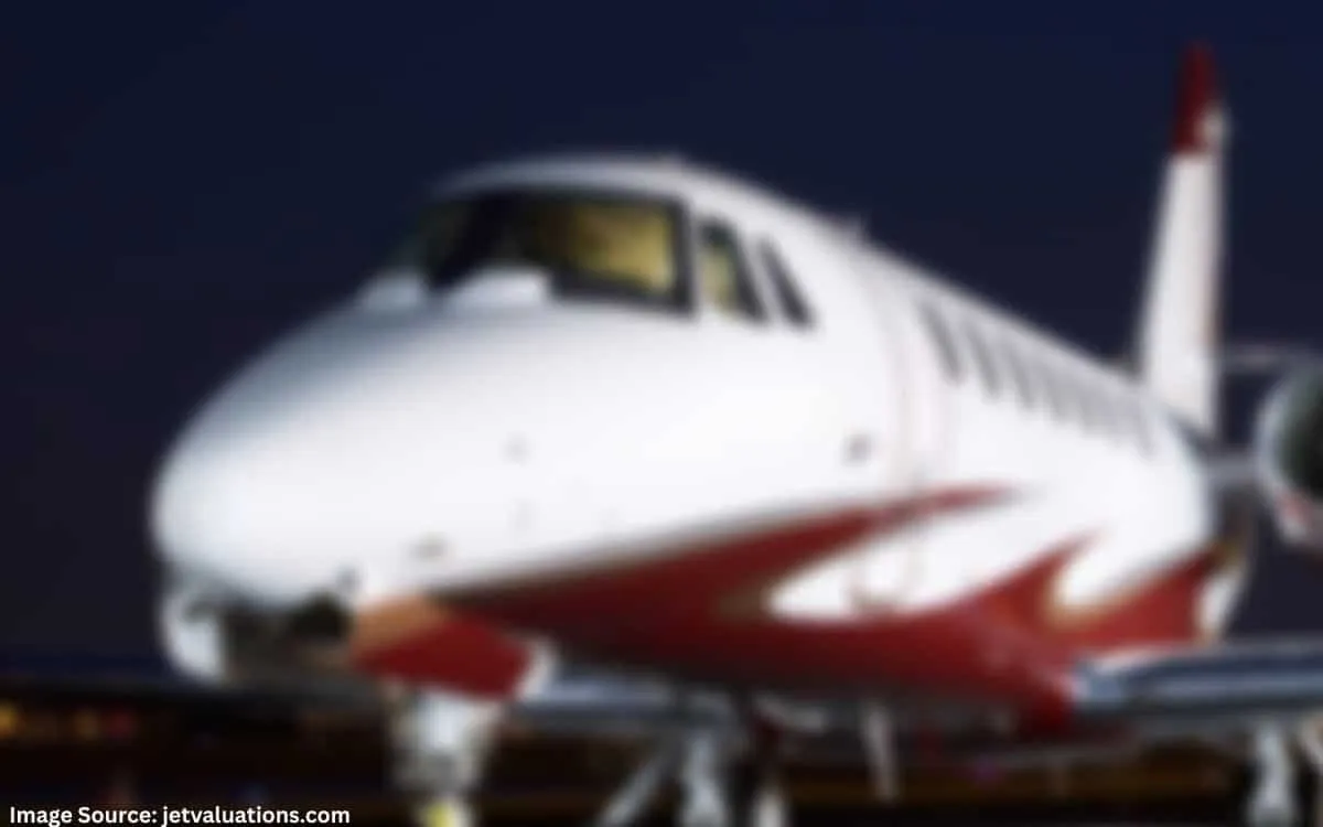 Jet Valuations: photo 3