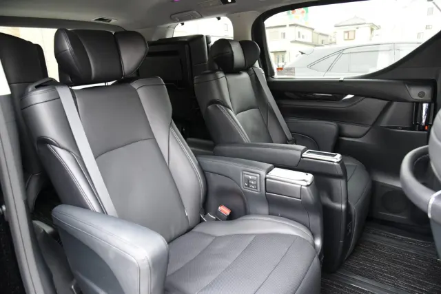AmyExpress Asia Limousine and Car Services: photo 2
